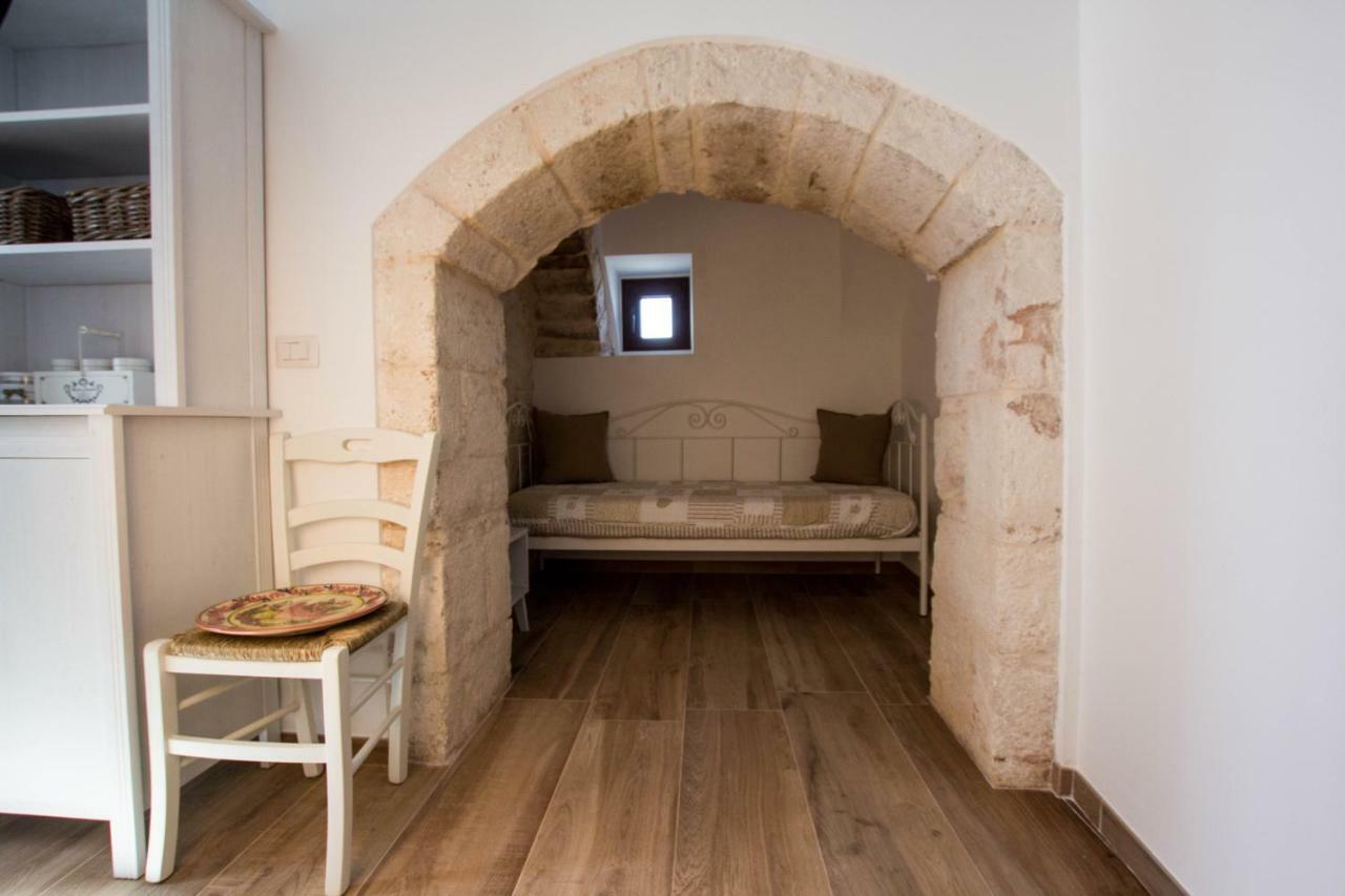 Masseria Poli Country House 孔韦尔萨诺 外观 照片