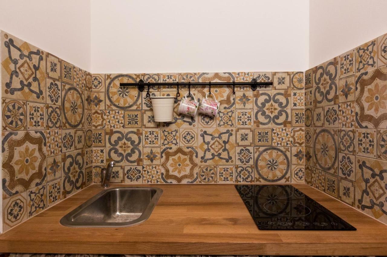 Masseria Poli Country House 孔韦尔萨诺 外观 照片
